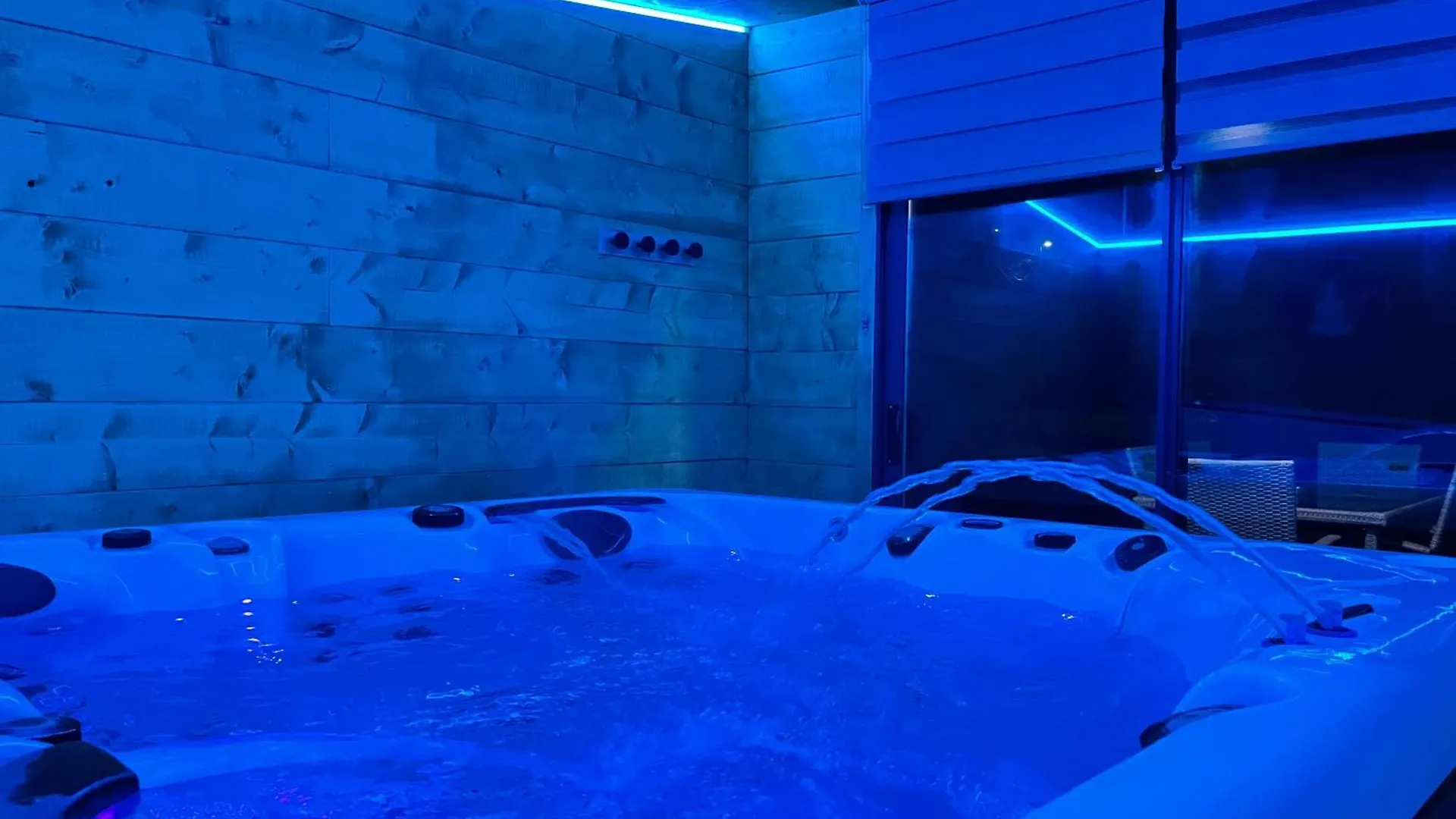 Prázdninový dům Le Hourmigue Maison Avec Jacuzzi A 15Mn De Luchon Cierp Francie